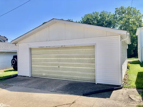 1213 N 6th Street Burlington IA 52601
