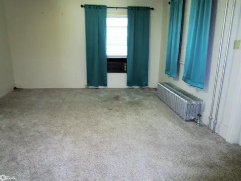 615 Fremont Iowa Falls IA 50126