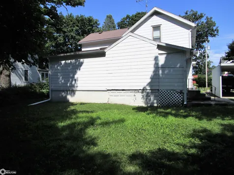615 Fremont Iowa Falls IA 50126