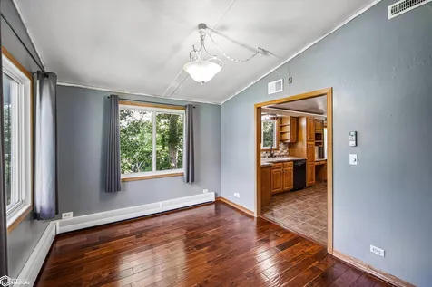 37 Woodshire Drive Ottumwa IA 52501