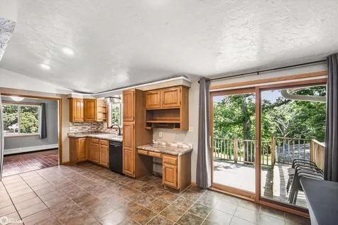 37 Woodshire Drive Ottumwa IA 52501