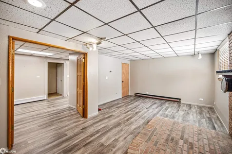 37 Woodshire Drive Ottumwa IA 52501