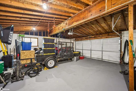 37 Woodshire Drive Ottumwa IA 52501