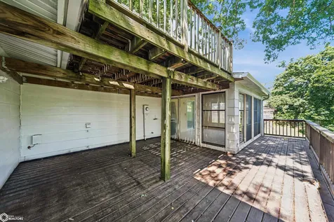 37 Woodshire Drive Ottumwa IA 52501