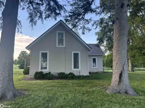 504 W Central Winfield IA 52659