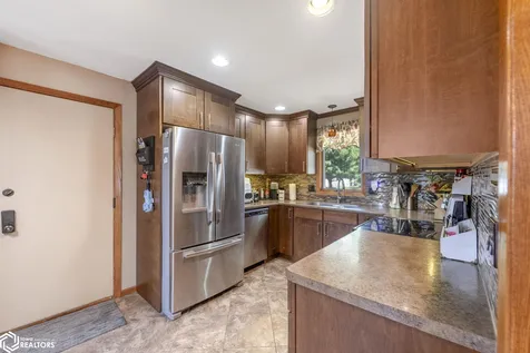 22 Charlestown Square Mason City IA 50401