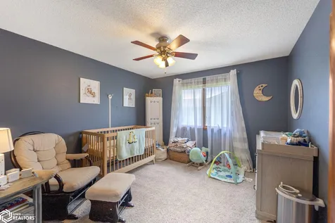 22 Charlestown Square Mason City IA 50401