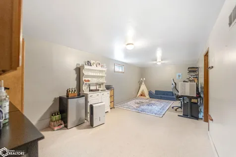 22 Charlestown Square Mason City IA 50401