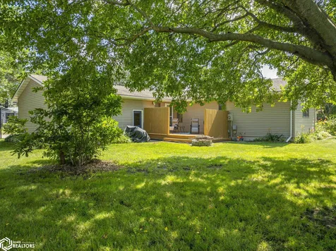 22 Charlestown Square Mason City IA 50401
