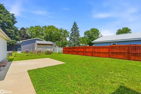 1516 Parkway Drive Burlington IA 52601