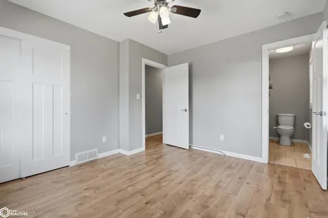 1516 Parkway Drive Burlington IA 52601