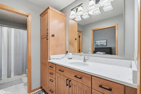 276 Hickory Court Tiffin IA 52340