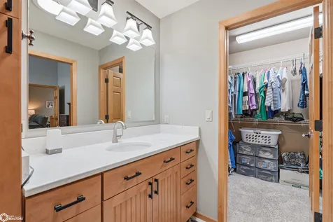 276 Hickory Court Tiffin IA 52340