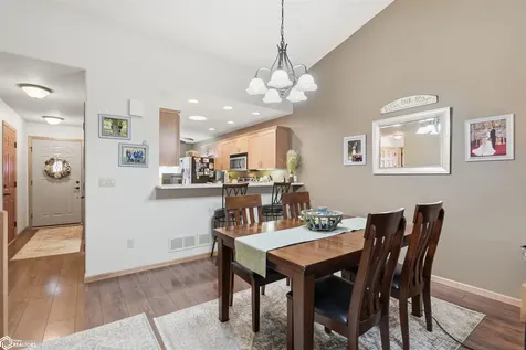 276 Hickory Court Tiffin IA 52340