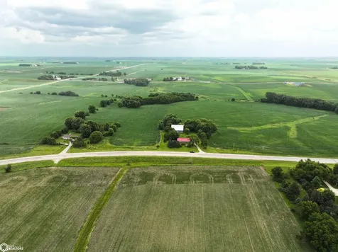 Jamestown Avenue Independence IA 50644