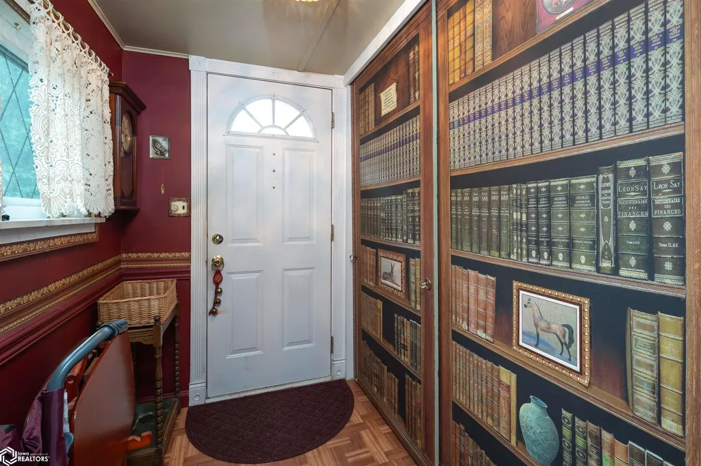 306 N 8th Avenue N Vinton IA 52349