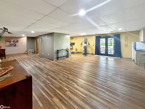 802 Crestview Drive Traer IA 50675