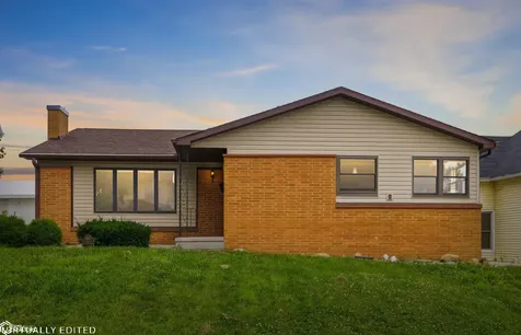 806 Oswego Street Tama IA 52339