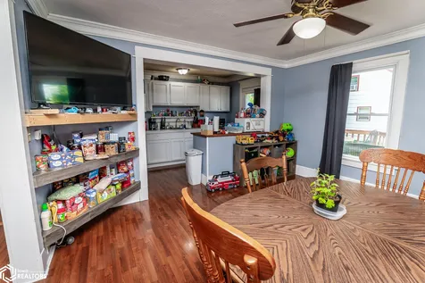 1505 W State Street Marshalltown IA 50158