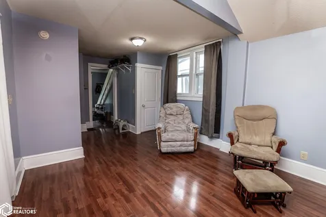 1505 W State Street Marshalltown IA 50158