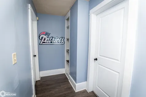 1505 W State Street Marshalltown IA 50158