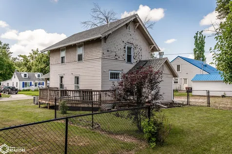 1505 W State Street Marshalltown IA 50158