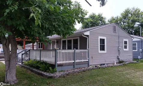 1903 Asbury Avenue Ottumwa IA 52501