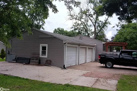 1903 Asbury Avenue Ottumwa IA 52501