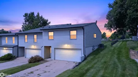 2301 S 5th Avenue Marshalltown IA 50158