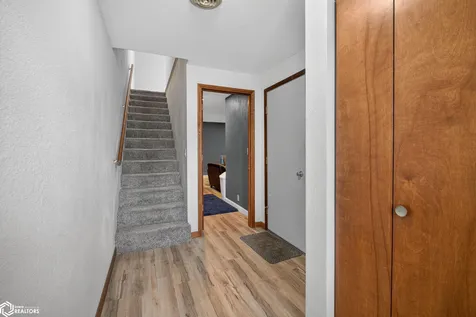 2301 S 5th Avenue Marshalltown IA 50158