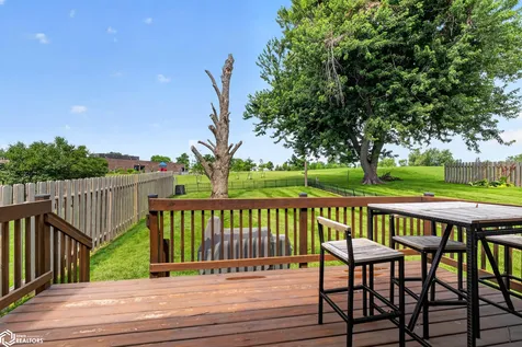 2301 S 5th Avenue Marshalltown IA 50158