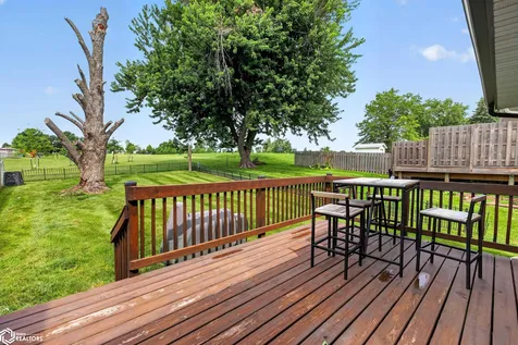 2301 S 5th Avenue Marshalltown IA 50158