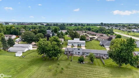 2301 S 5th Avenue Marshalltown IA 50158