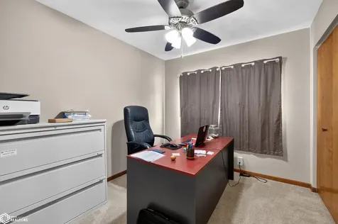 2301 S 5th Avenue Marshalltown IA 50158