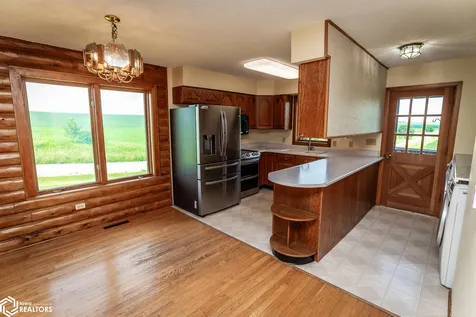 1802 220th Street State Center IA 50247