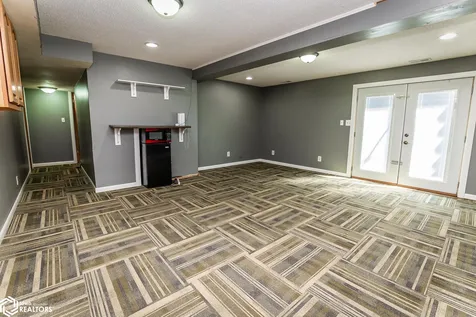 1802 220th Street State Center IA 50247