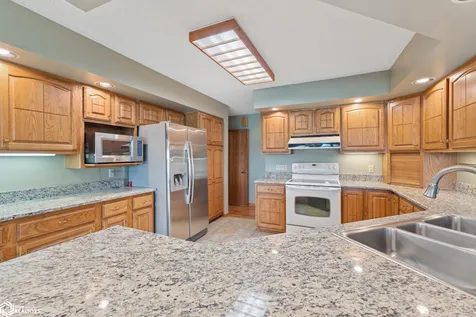4055 A 235th Street Clear Lake IA 50428