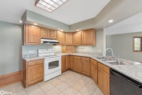 4055 A 235th Street Clear Lake IA 50428