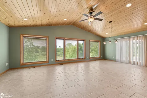 4055 A 235th Street Clear Lake IA 50428