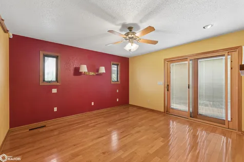 4055 A 235th Street Clear Lake IA 50428