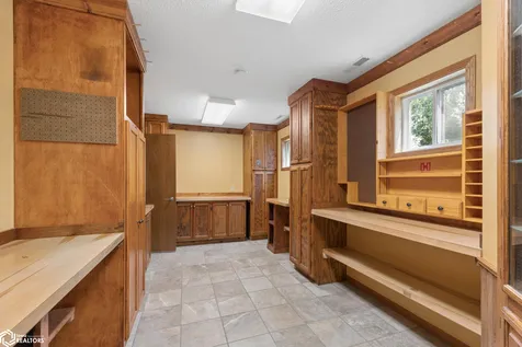 4055 A 235th Street Clear Lake IA 50428
