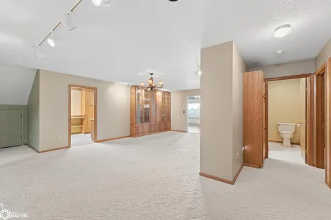 4055 A 235th Street Clear Lake IA 50428
