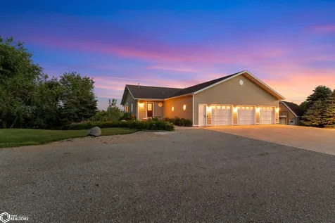 4055 A 235th Street Clear Lake IA 50428