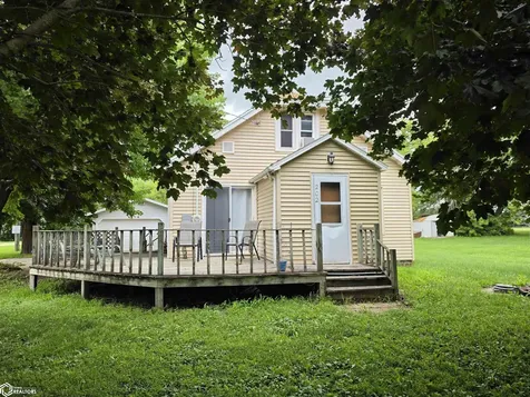 202 E Broadway Leland IA 50453