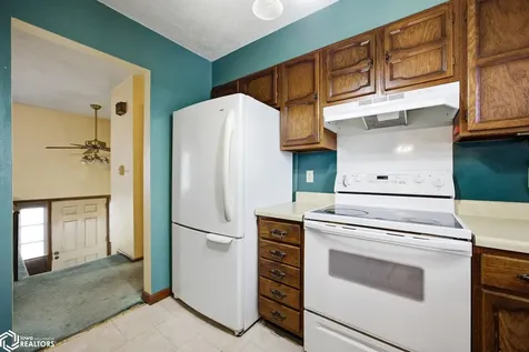 1356 Main Street Center Point IA 52213