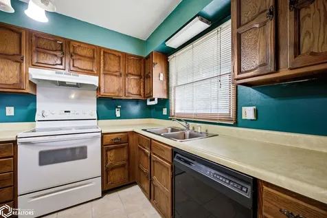 1356 Main Street Center Point IA 52213