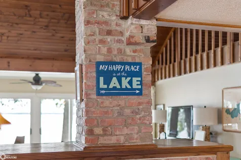 5318 Lakeview Drive Clear Lake IA 50428