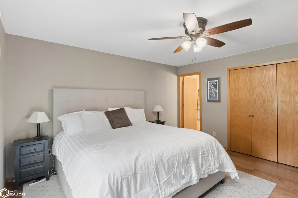 25 Charlestown Square Mason City IA 50401