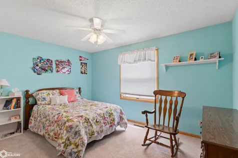 25 Charlestown Square Mason City IA 50401