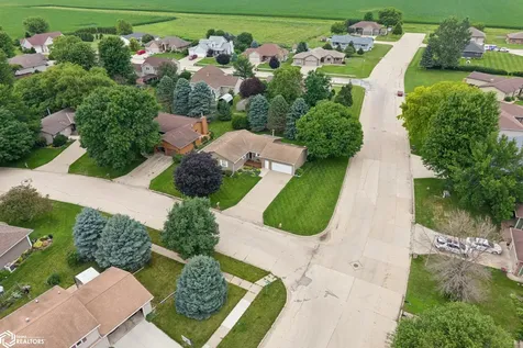 25 Charlestown Square Mason City IA 50401